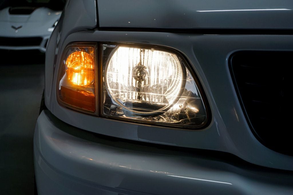 2003 Ford F-150 SVT Lightning photo 49