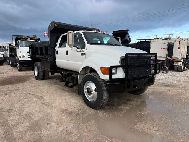 2003 Ford F-750 Crew Cab Dump Truck  - 23041128 - 11
