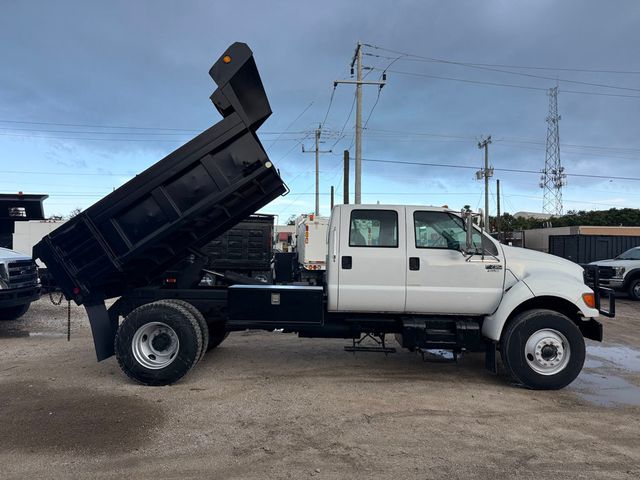 2003 Ford F-750 Crew Cab Dump Truck  - 23041128 - 4