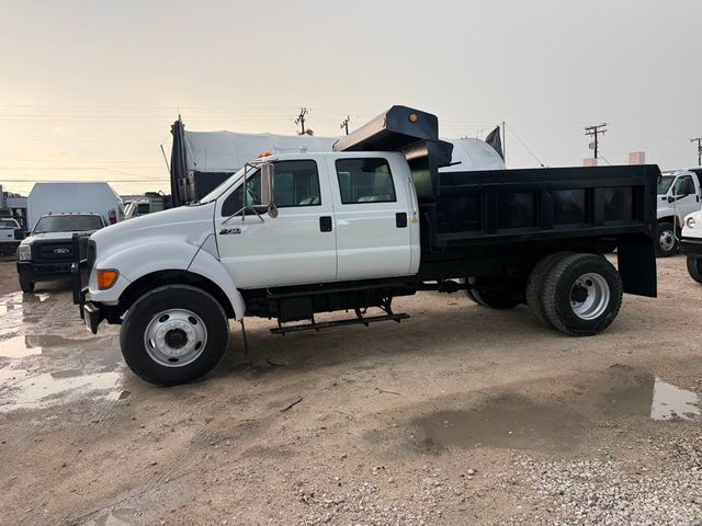 2003 Ford F-750 Crew Cab Dump Truck  - 23041128 - 8