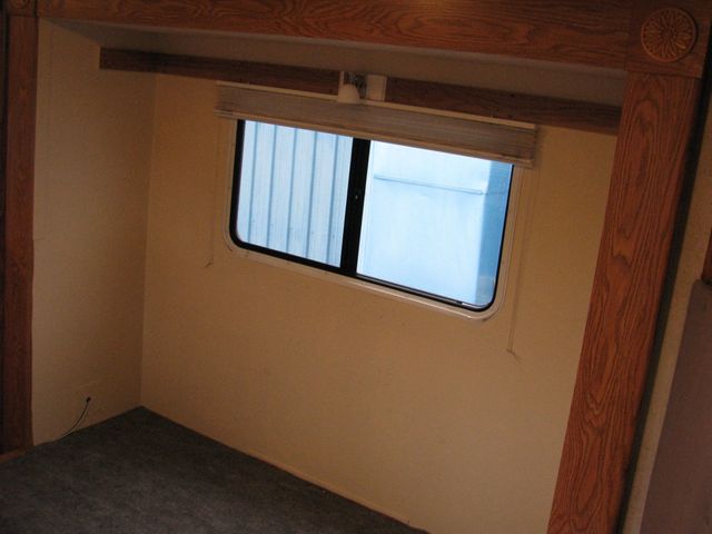 2003 Ford Gulf Stream Gulf Stream Generator Slideout Fully Self Contained - 22940918 - 26