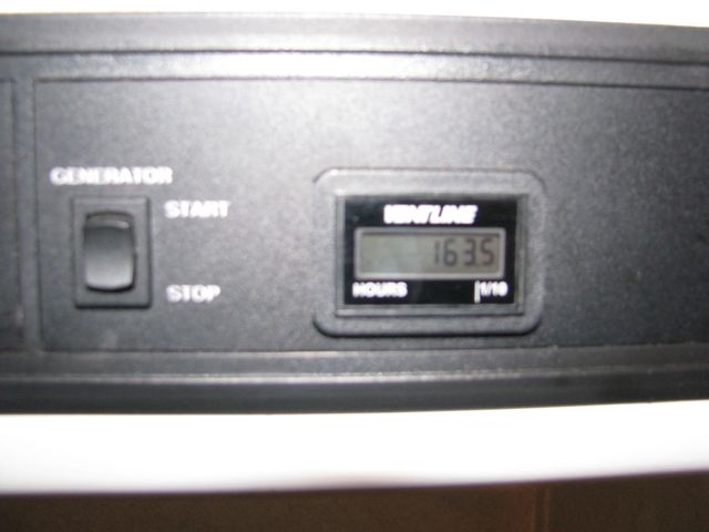 2003 Ford Gulf Stream Gulf Stream Generator Slideout Fully Self Contained - 22940918 - 33