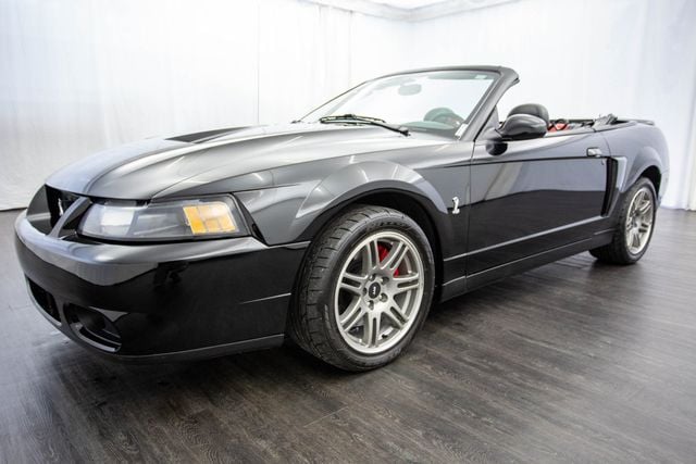 2003 Ford Mustang SVT Cobra - 22672634 - 23