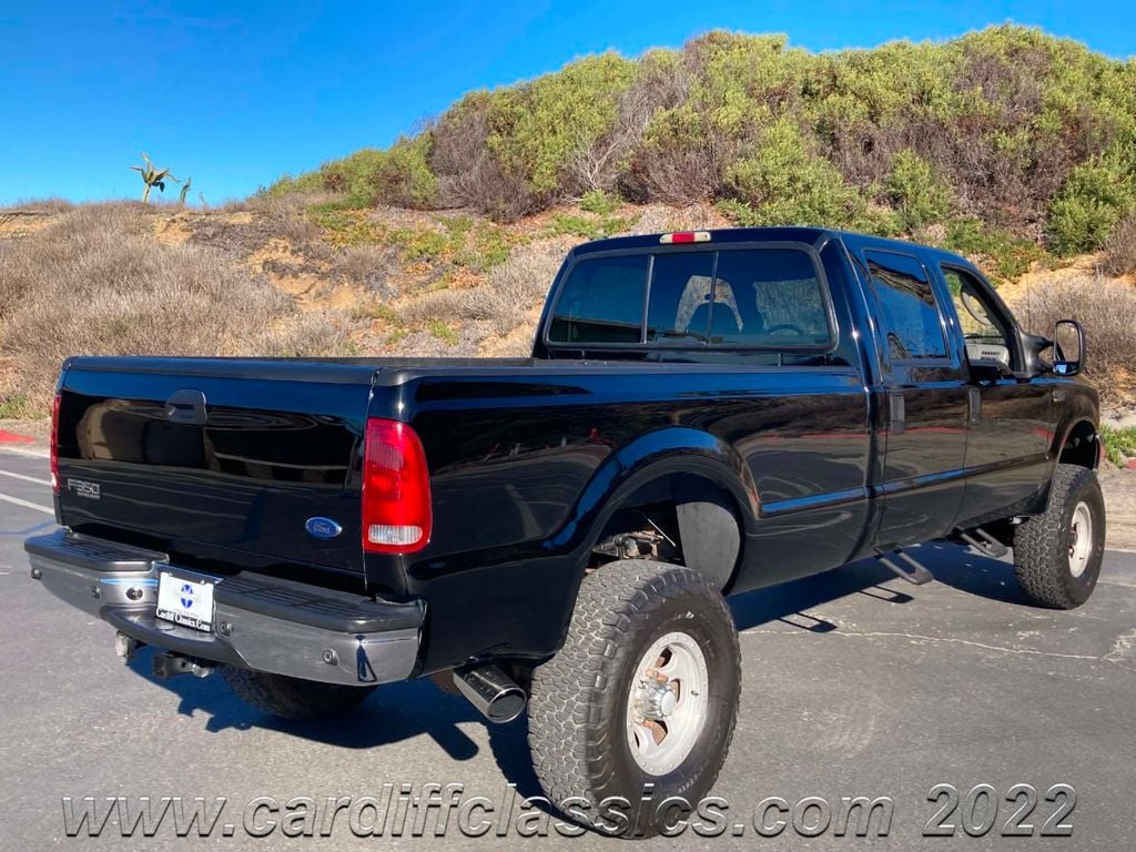 2003 Ford Super Duty F-350  - 21675617 - 38