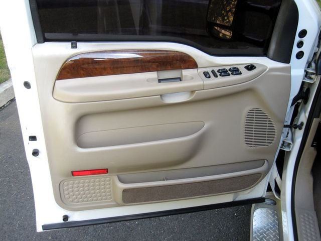 2003 Ford Super Duty F-350 DRW Crew Cab 172" King Ranch 4WD - 22918439 - 20