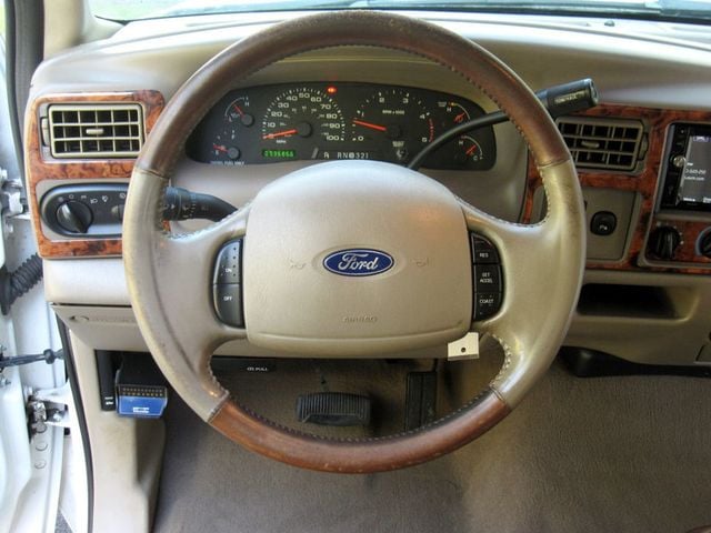 2003 Ford Super Duty F-350 DRW Crew Cab 172" King Ranch 4WD - 22918439 - 24