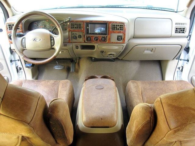 2003 Ford Super Duty F-350 DRW Crew Cab 172" King Ranch 4WD - 22918439 - 25