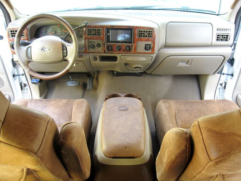 2003 Ford F-350 King Ranch photo 23