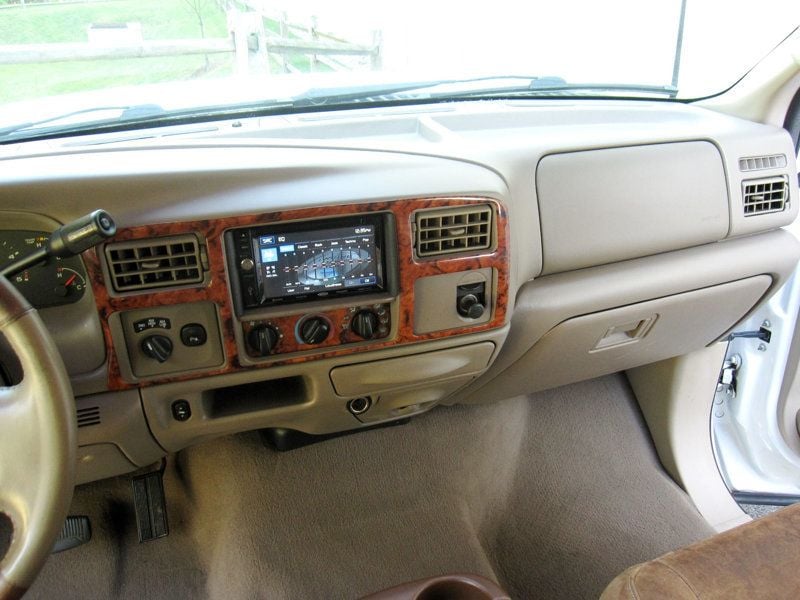 2003 Ford F-350 King Ranch photo 24