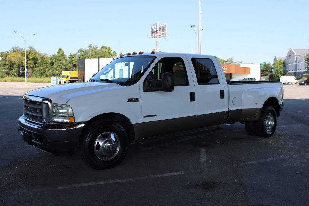 2003 Ford Super Duty F-350 DRW Crew Cab 172" Lariat - 23080301 - 0