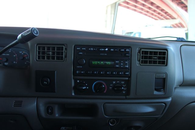 2003 Ford Super Duty F-350 DRW Crew Cab 172" Lariat - 23080301 - 9