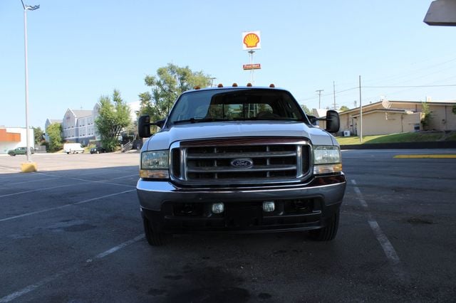 2003 Ford Super Duty F-350 DRW Crew Cab 172" Lariat - 23080301 - 1