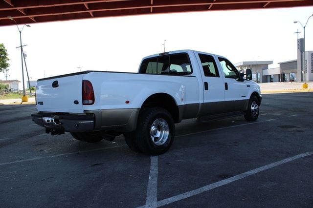 2003 Ford Super Duty F-350 DRW Crew Cab 172" Lariat - 23080301 - 3