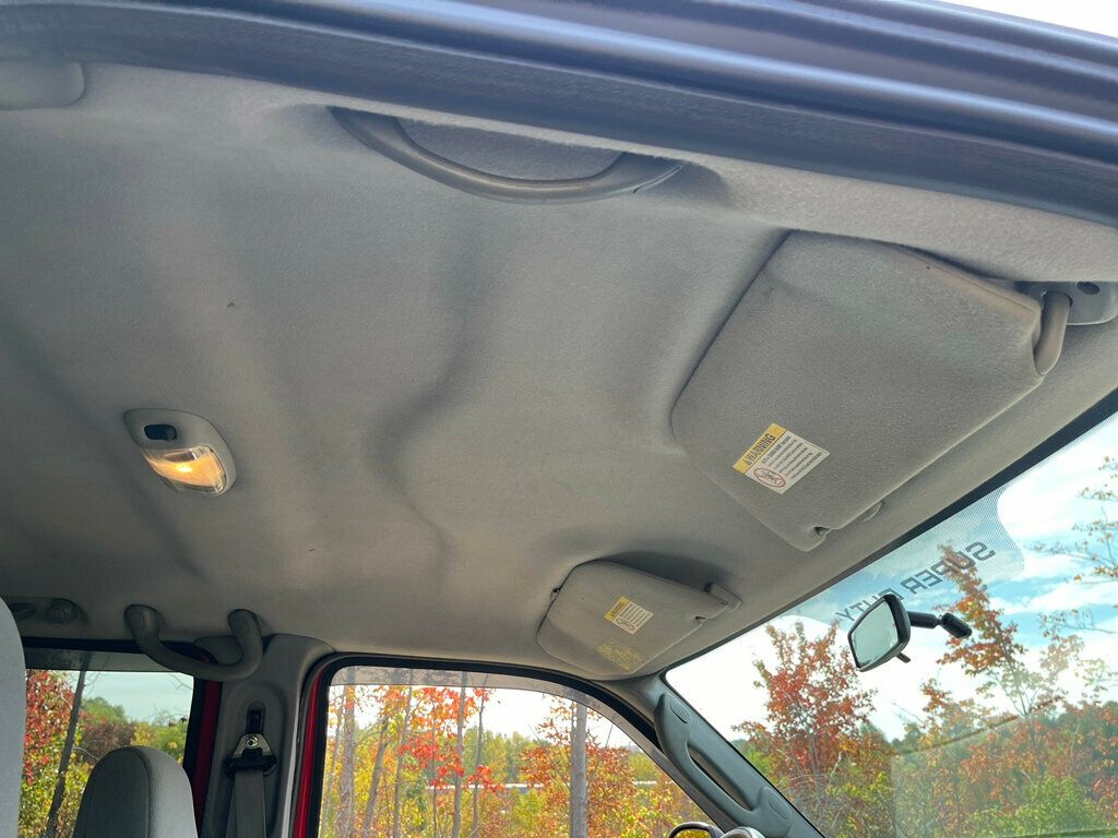 2003 Ford Super Duty F-350 SRW 1-Owner RUST FREE 4x4 Utility Truck - 22916552 - 31