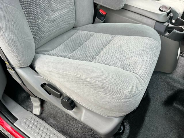 2003 Ford Super Duty F-350 SRW 1-Owner RUST FREE 4x4 Utility Truck - 22916552 - 57