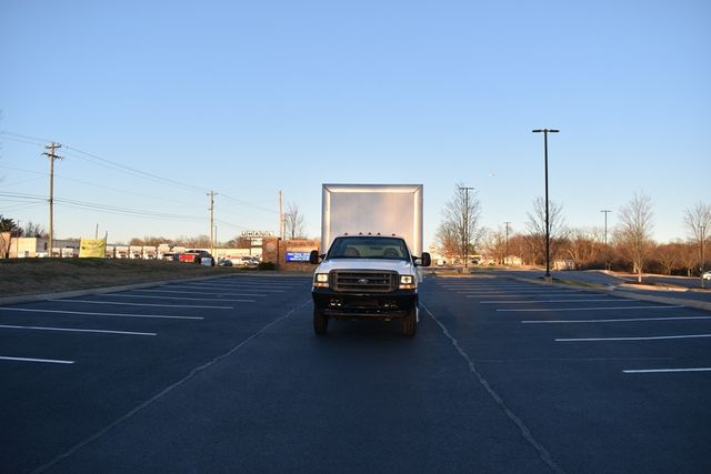 2003 Ford Super Duty F-450 DRW Reg Cab 165" WB 84" CA XL - 22338258 - 13