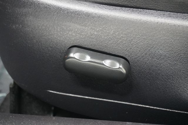 2003 Ford Thunderbird Base Trim - 23030078 - 13