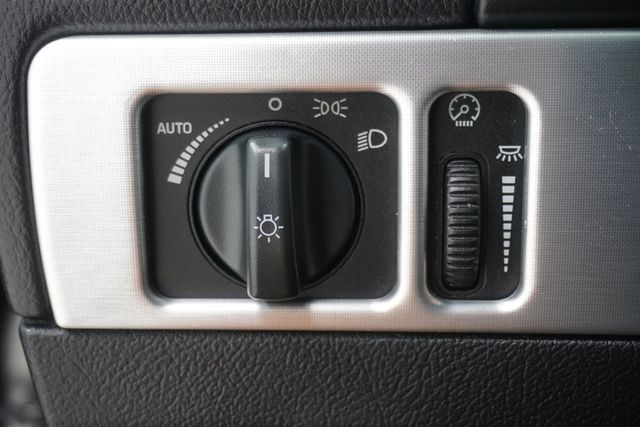 2003 Ford Thunderbird Base Trim - 23030078 - 19