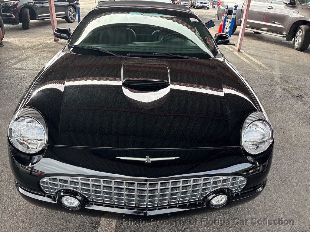 2003 Ford Thunderbird Convertible Deluxe - 23091293 - 4