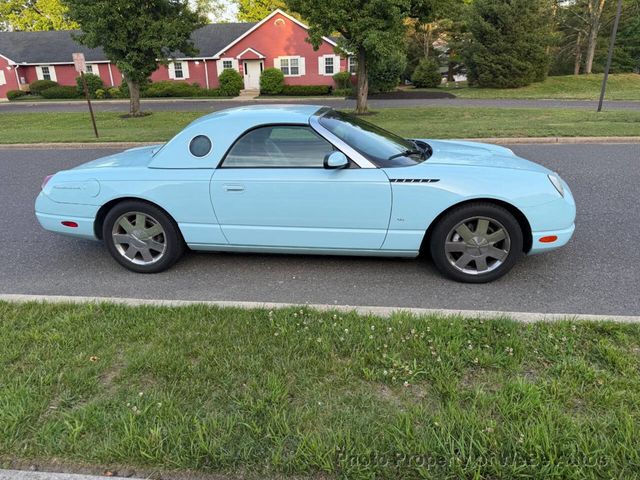 2003 Ford Thunderbird Two Tops - 23035573 - 2