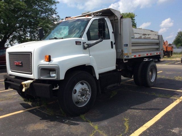 2003 GMC   - 21650856 - 2