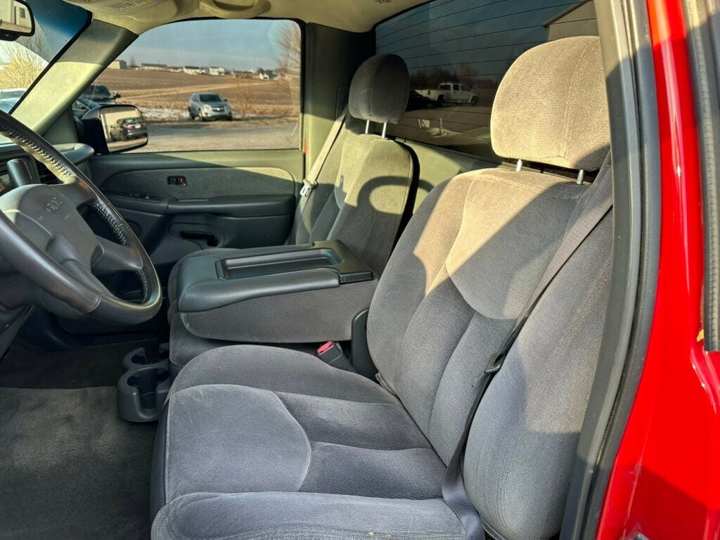 2003 GMC Sierra 2500HD Reg Cab 133" WB 4WD SLE - 22983482 - 8