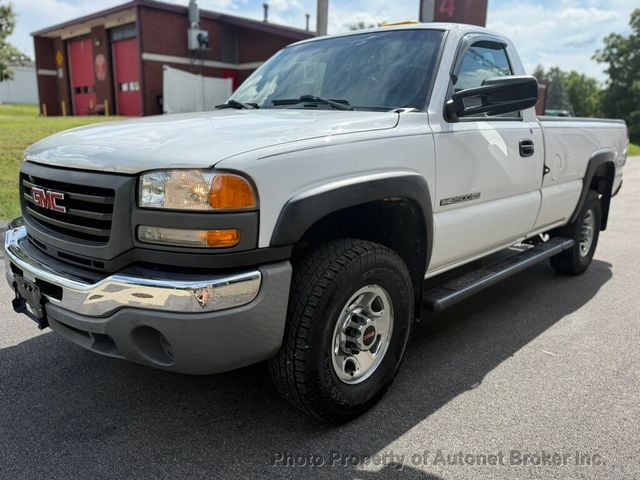2003 GMC Sierra 2500HD Reg Cab 133" WB Work Truck - 23057002 - 3