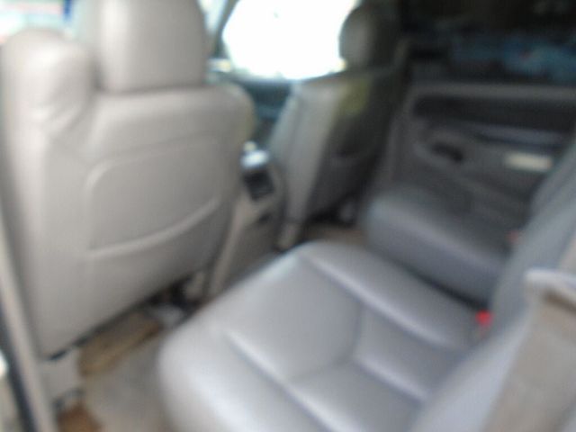 2003 GMC Yukon  - 21827950 - 1