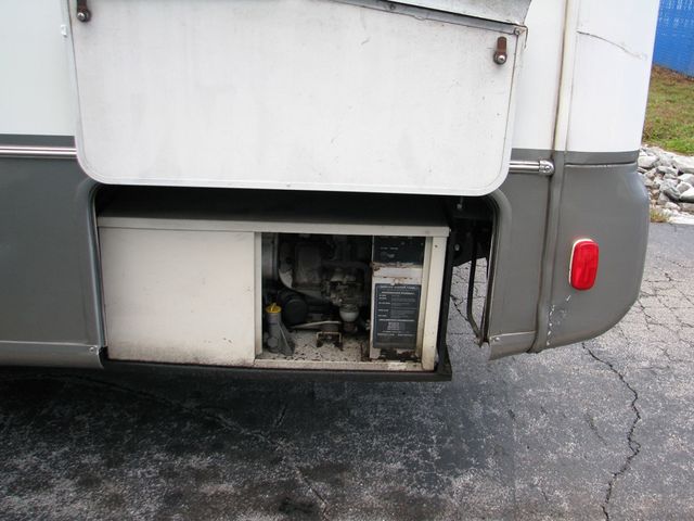 2003 Gulf Stream Gulf Stream Generator Slideout Fully Self Contained - 22940918 - 9