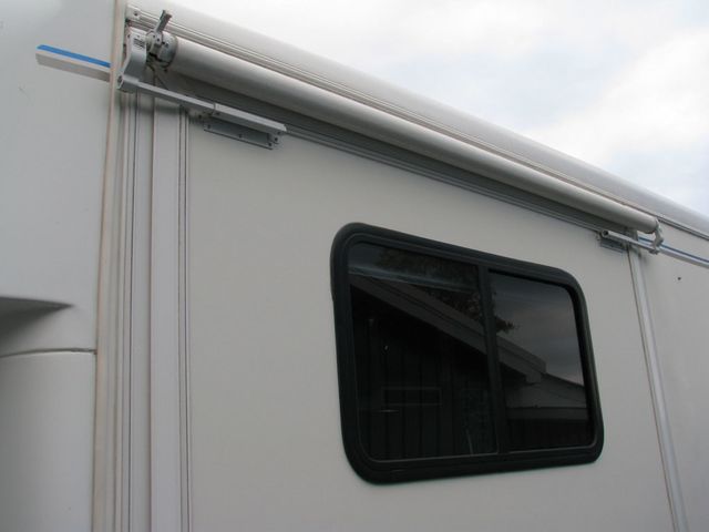 2003 Gulf Stream Gulf Stream Generator Slideout Fully Self Contained - 22940918 - 16