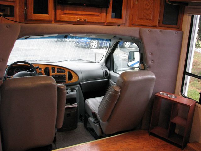 2003 Gulf Stream Gulf Stream Generator Slideout Fully Self Contained - 22940918 - 29