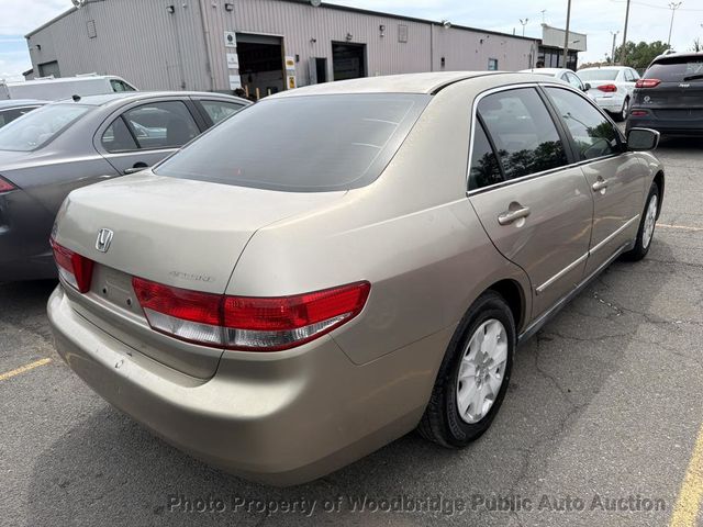 2003 Honda Accord Sedan LX Automatic - 23061577 - 3