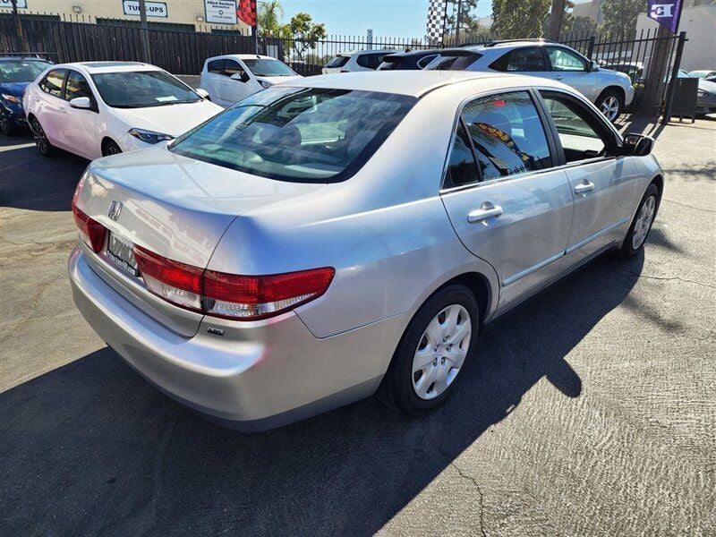 2003 Honda Accord Sedan LX Automatic V6 - 22648049 - 16