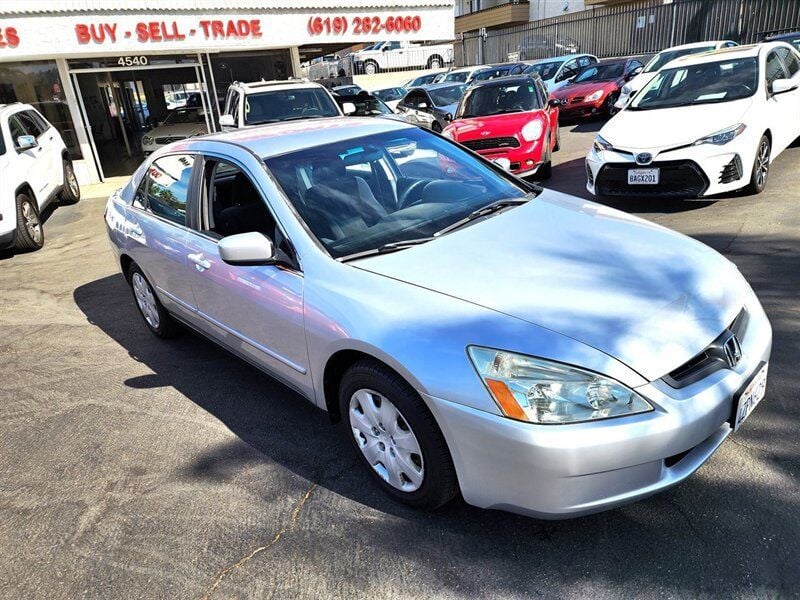 2003 Honda Accord Sedan LX Automatic V6 - 22648049 - 3