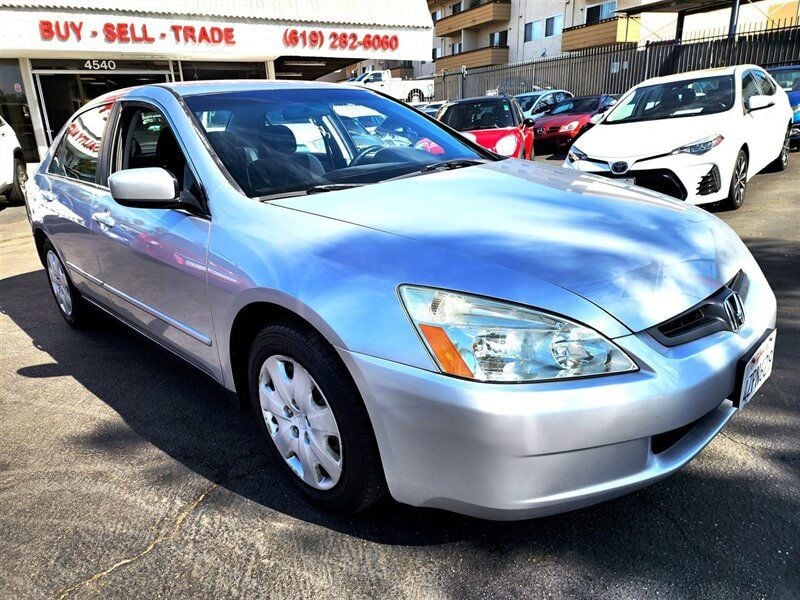 2003 Honda Accord Sedan LX Automatic V6 - 22648049 - 4