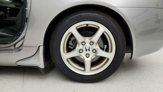 2003 Honda S2000 2dr Convertible with Manual Transmission - 22941437 - 9