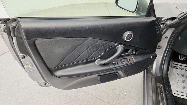 2003 Honda S2000 2dr Convertible with Manual Transmission - 22941437 - 10