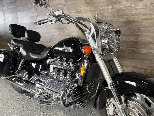 2003 Honda Valkyrie SUPER CLEAN! - 23046657 - 1