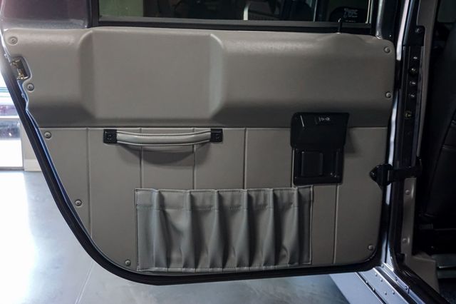 2003 HUMMER H1 *H1 Wagon* *Metallic Pewter* *Black Leather* *Only 3k Miles* - 23070500 - 33