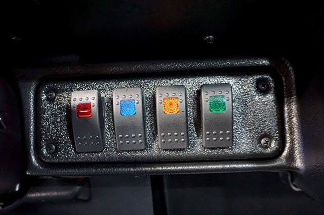 2003 HUMMER H1 *H1 Wagon* *Metallic Pewter* *Black Leather* *Only 3k Miles* - 23070500 - 52