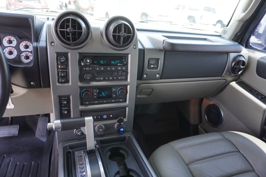 2003 Hummer H2 3/4 Ton photo 29