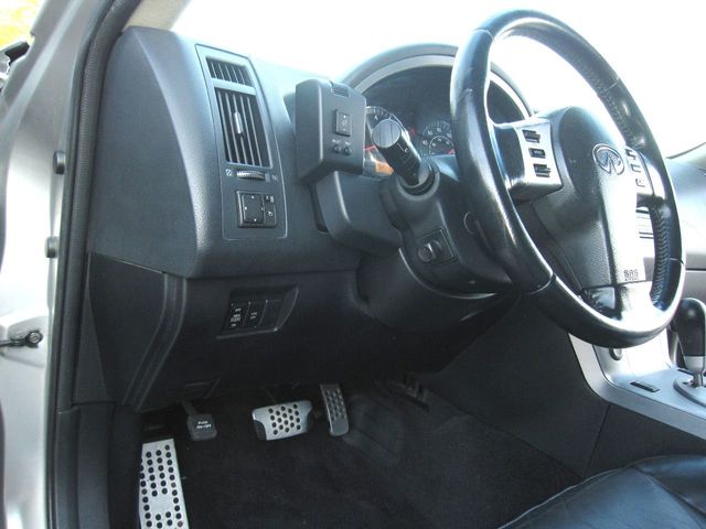 2003 INFINITI FX35 AWD w/Options - 21522730 - 19