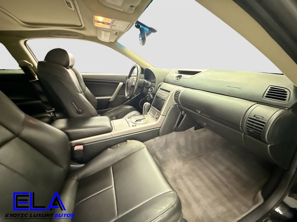 2003 Infiniti G35 Coupe photo 9
