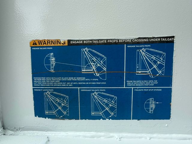 2003 International 4400 20 YARD REAR PACKER SINGLE AXLE GARBAGE TRUCK LOW MILES FINANCING AVAILABLE - 22842964 - 11