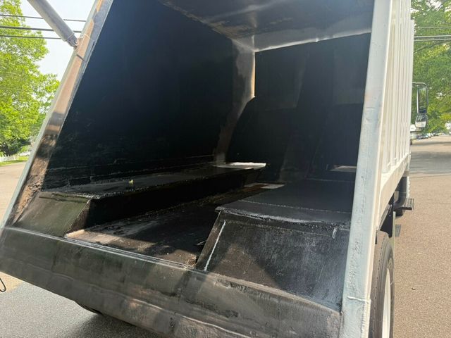 2003 International 4400 20 YARD REAR PACKER SINGLE AXLE GARBAGE TRUCK LOW MILES FINANCING AVAILABLE - 22842964 - 18