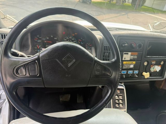 2003 International 4400 20 YARD REAR PACKER SINGLE AXLE GARBAGE TRUCK LOW MILES FINANCING AVAILABLE - 22842964 - 26