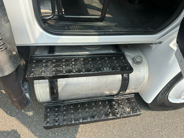 2003 International 4400 20 YARD REAR PACKER SINGLE AXLE GARBAGE TRUCK LOW MILES FINANCING AVAILABLE - 22842964 - 35