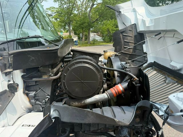 2003 International 4400 20 YARD REAR PACKER SINGLE AXLE GARBAGE TRUCK LOW MILES FINANCING AVAILABLE - 22842964 - 44