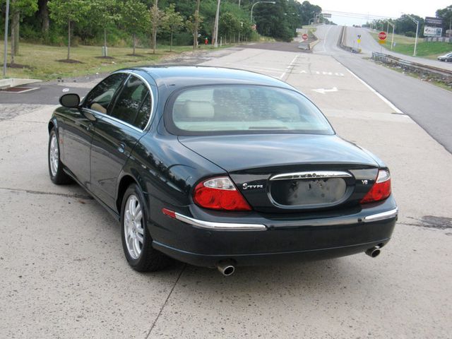 2003 Jaguar S-Type 4dr Sedan V8 - 22510829 - 11