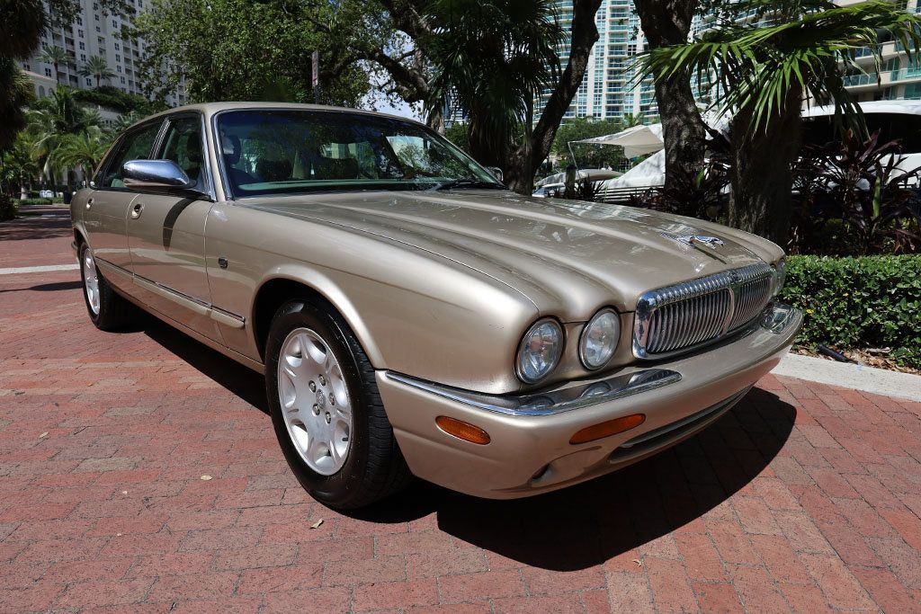 2003 Jaguar XJ 4dr Sedan VDP - 22904382 - 23